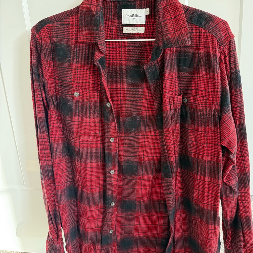 Goodfellow & Co Red and Black Plaid Casual Shirt